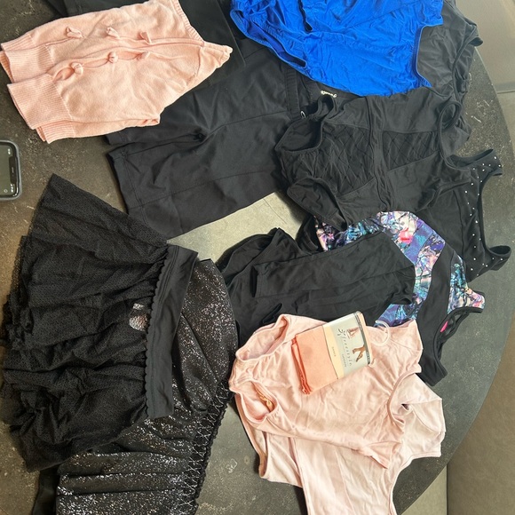 Ballet/Gymnastics Outfits, 13 Piece Lot, Size S, M, L (Sizes 6 to 12) - Picture 9 of 14